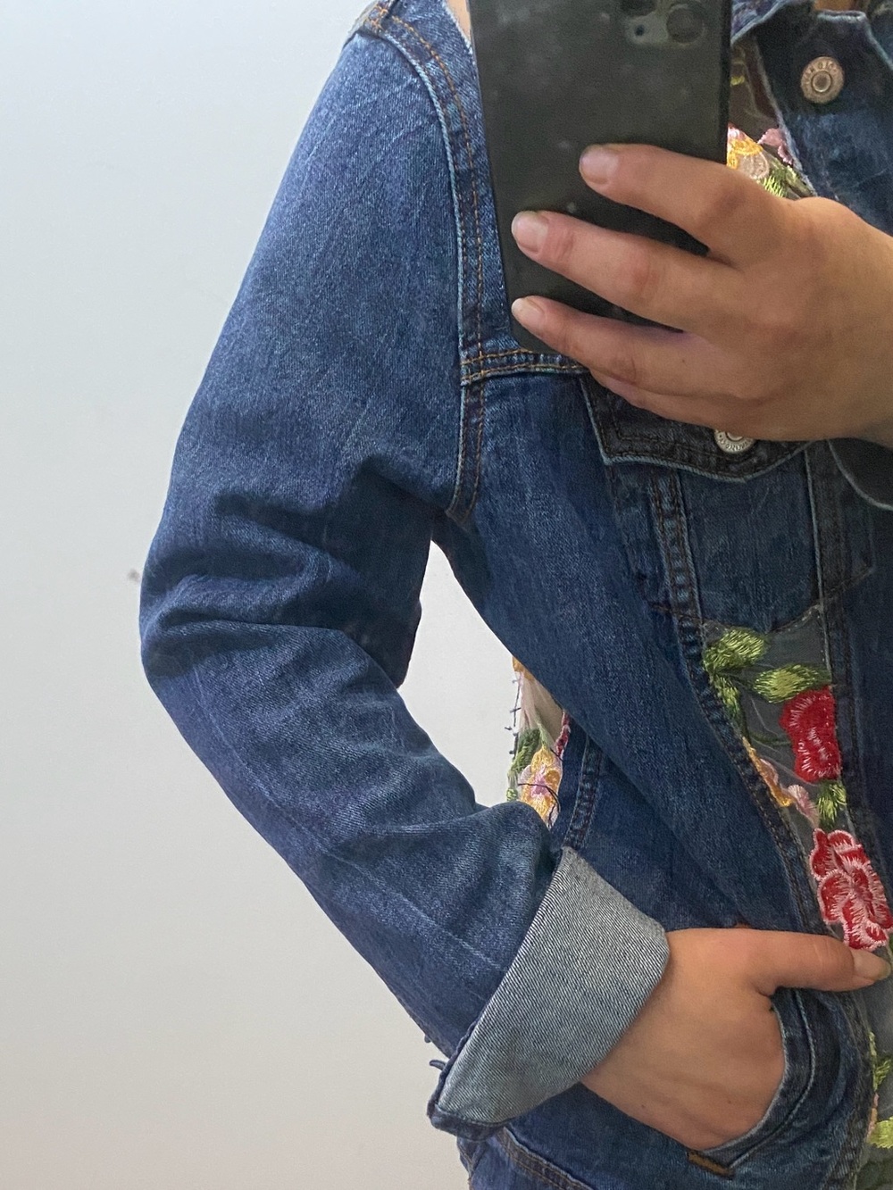 ✨ UPCYCLED Embroidered Floral Sheer Back Denim Jacket - Mesh Panels - Picture 10 of 10